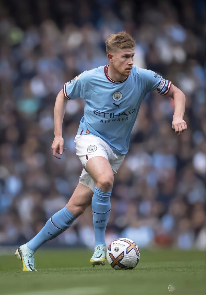 勒沃库森德甲不败夺冠！阿隆索创120年纪录