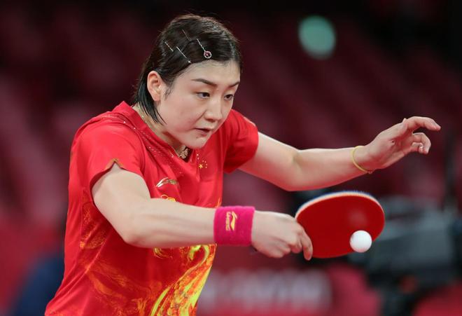 中场更具稳 中场更具稳